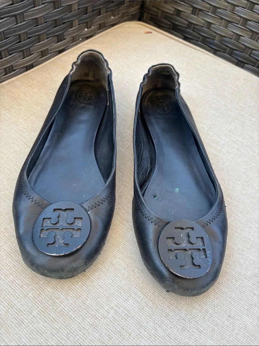 Tory Burch Black Leather Logo Round-Toe Ballet Flats